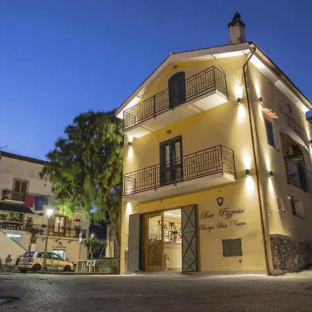 Alojamento de Acomodação e Pequeno-almoço Rianna & Breakfast 4*